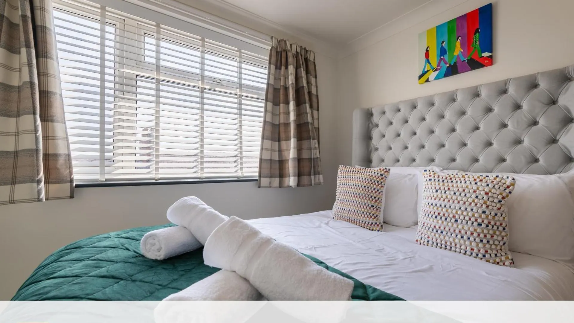 Scarborough Stays - Darcey House